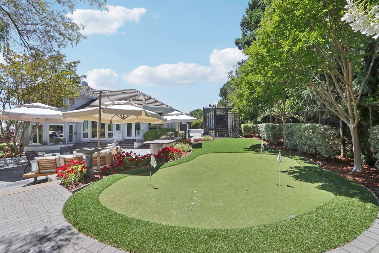 Fremont custom home putting green